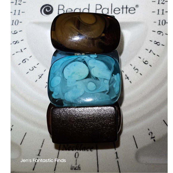 Vintage Lucite Blue Brown & Wood Stretch Bracelet 7-8" - Picture 6 of 7